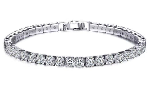 Diamond tennis bracelet