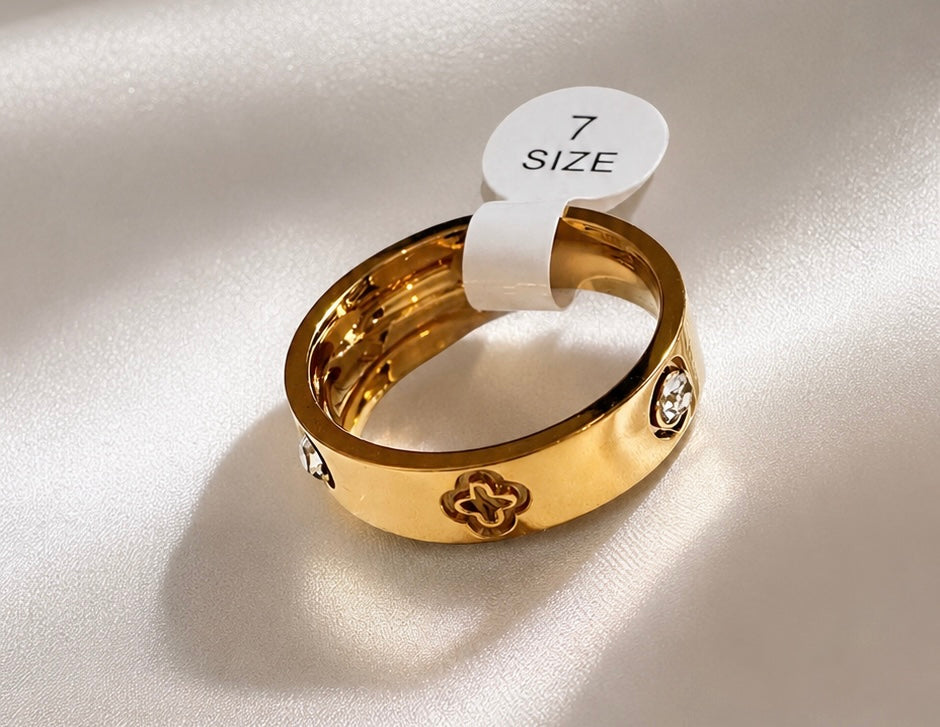 Elegant gold stainless steel ring
